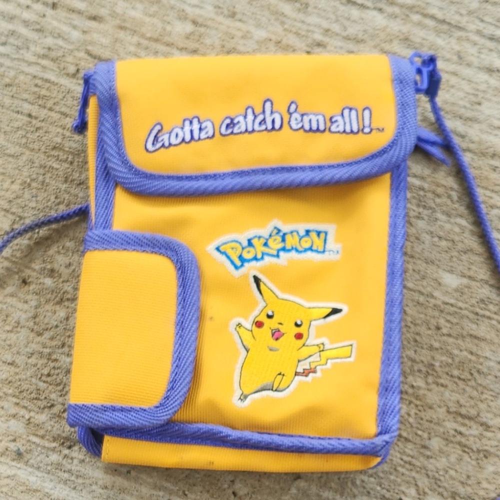 ACCOUNT HACKEDCarrying Case YELLOW Teal Pikachu Bag Nintendo Pokemon HTF Vintage